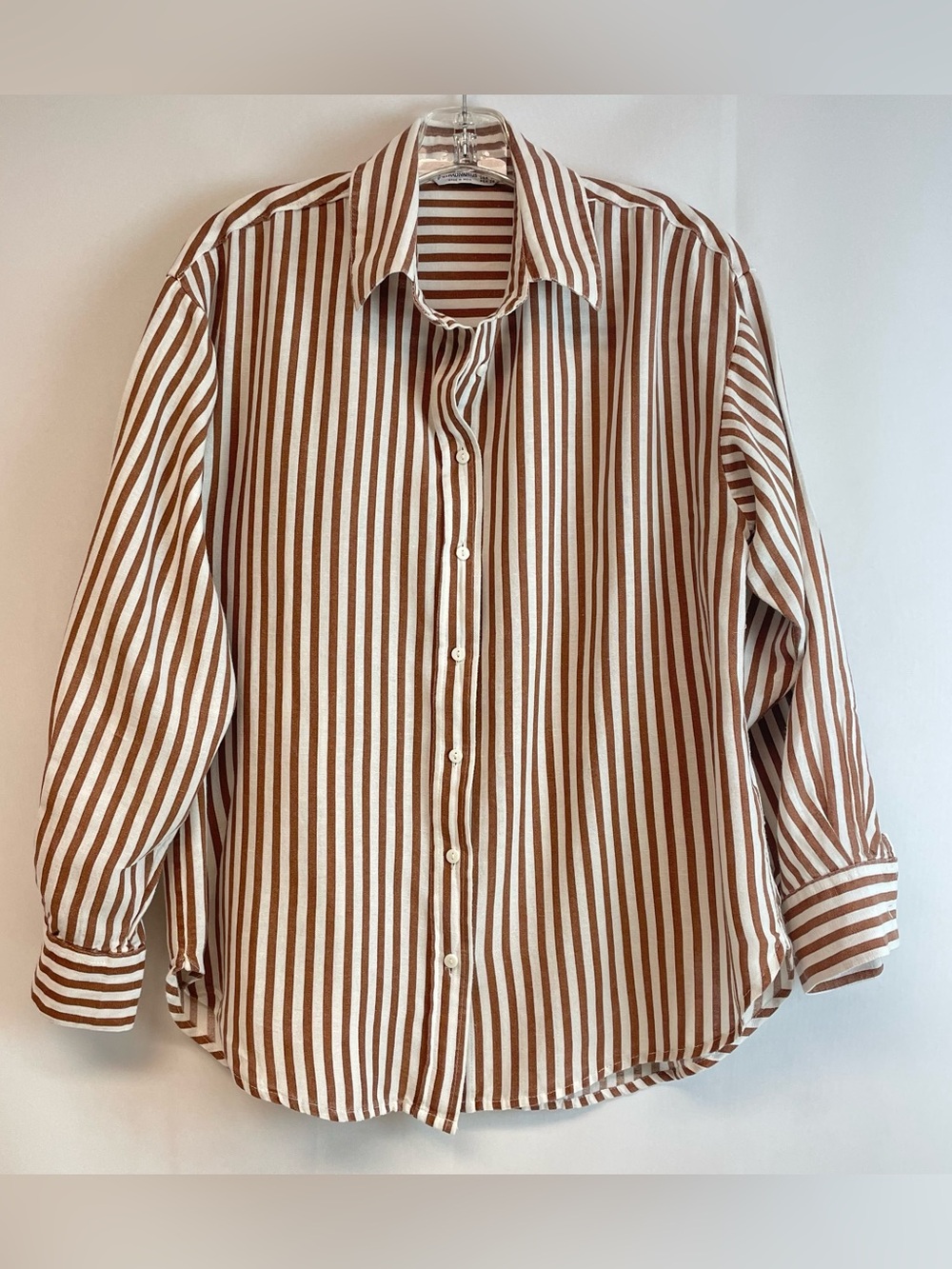 Women’s Stradivarius Brown and White Vertical Stripe Dress Shirt Size M